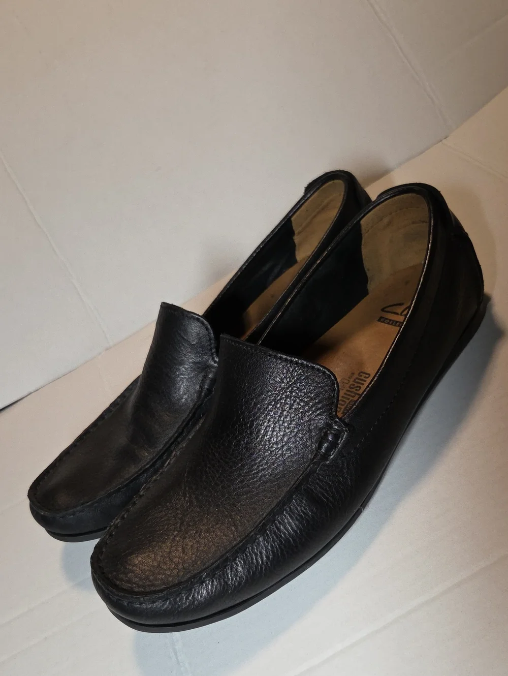 Clarks Mens Leather Loafers..9.5